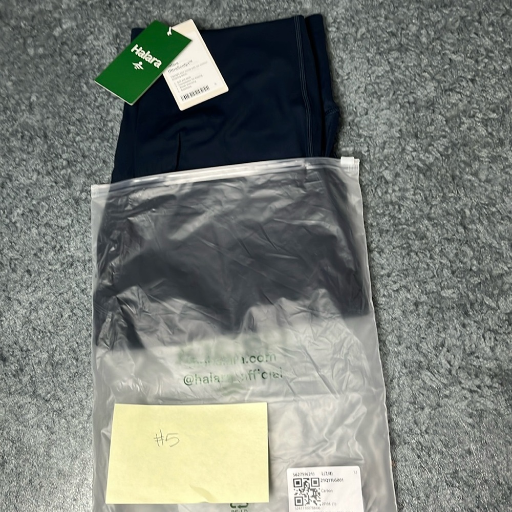 NWT HALARA ULTRASCULPT HIGH WAISTED LEGGINGS SIZE LARGE